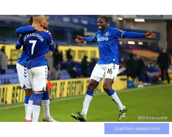 欧洲杯预选赛黑马表现惊艳，状态回暖引发热议