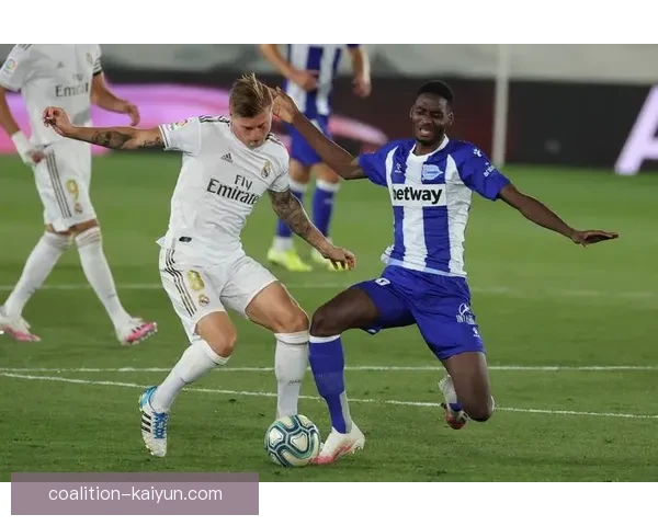 阿拉维斯球员精彩表现助队伍迎来重要胜利，状态回暖值得关注