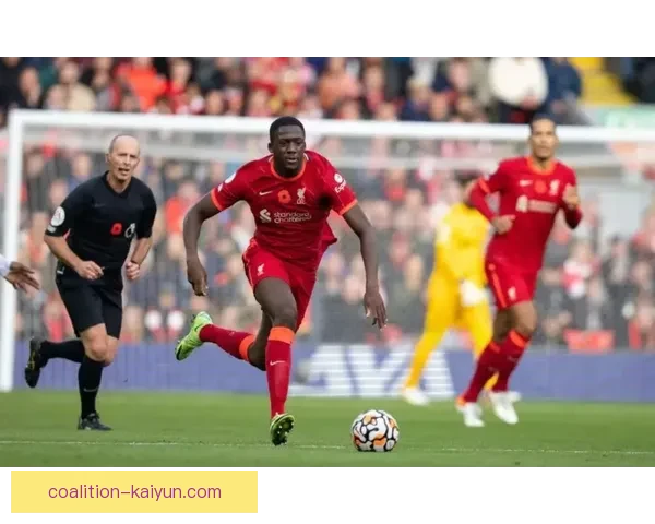 范戴克与阿诺德默契配合状态回暖 助力球队防线稳定