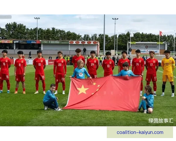 亚足联杯中亚球队表现稳健，争夺小组出线机会逐渐增强