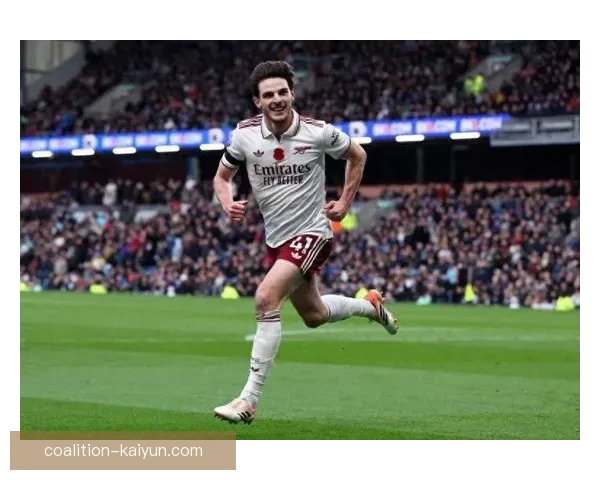 赖斯拦截能力持续提升，成为球队防守的中坚力量