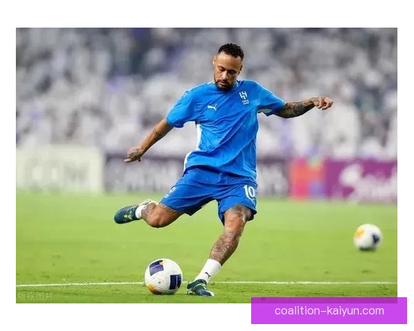 内马尔双脚能力展示，展现其持续提升的技术水平与比赛影响力。